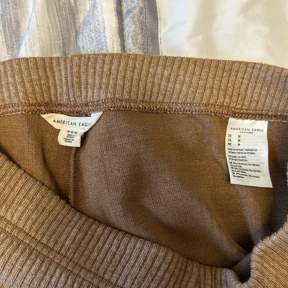 American Eagle comfy pants - Picture 2 of 3